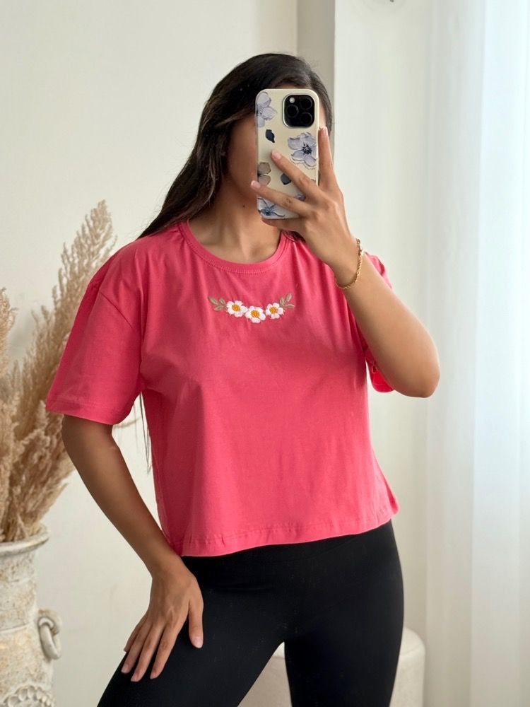 کراپ دخترانه آستین بلند جنس نخپنبه سوپر گرم بالا طرح گلدوزی بابونه